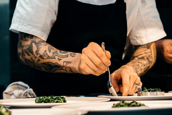 Où suivre des cours de cuisine italienne en Toscane?